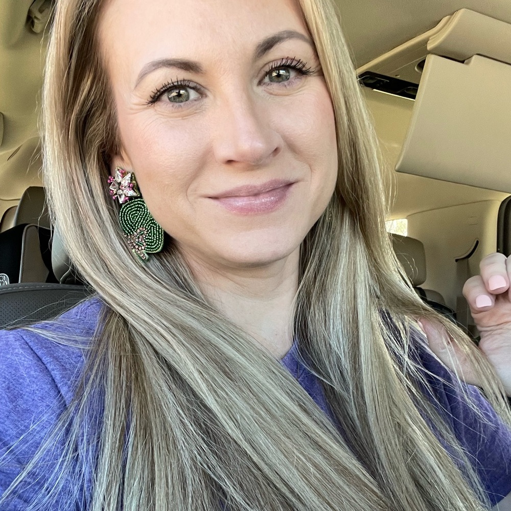 Meet your Posher, Jennifer